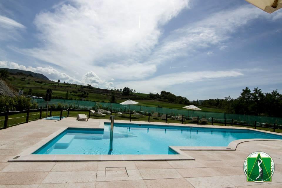 Golf Valcurone Hotel Momperone ภายนอก รูปภาพ