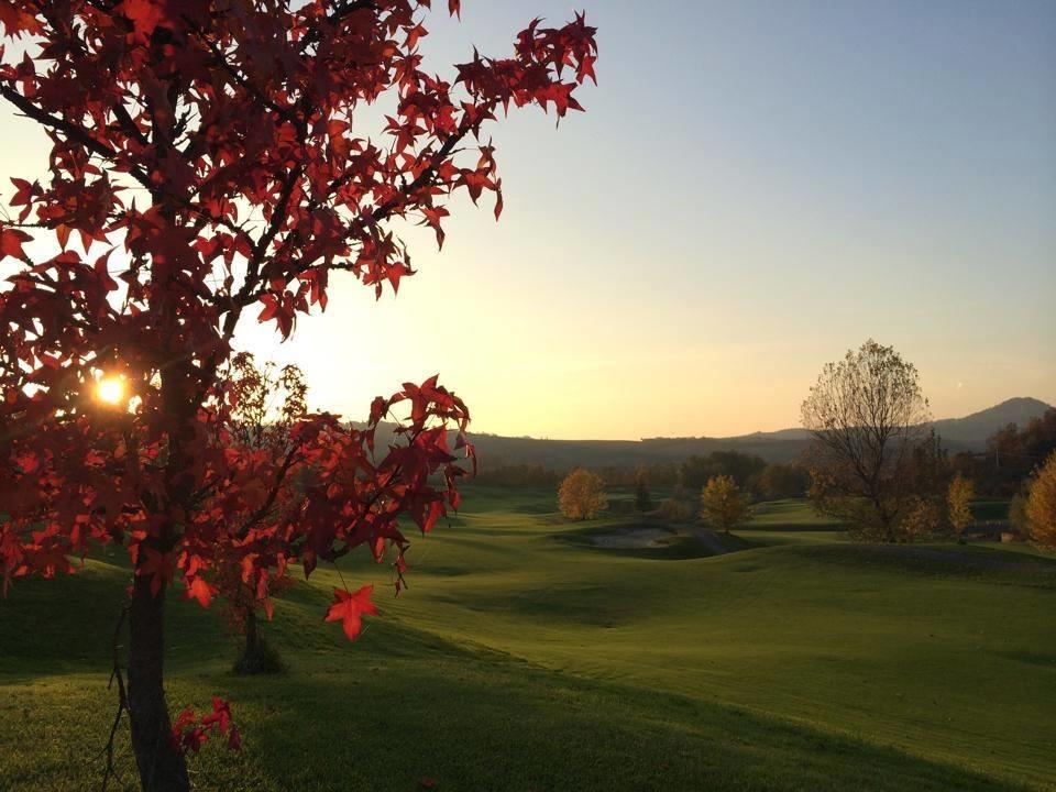 Golf Valcurone Hotel Momperone ภายนอก รูปภาพ